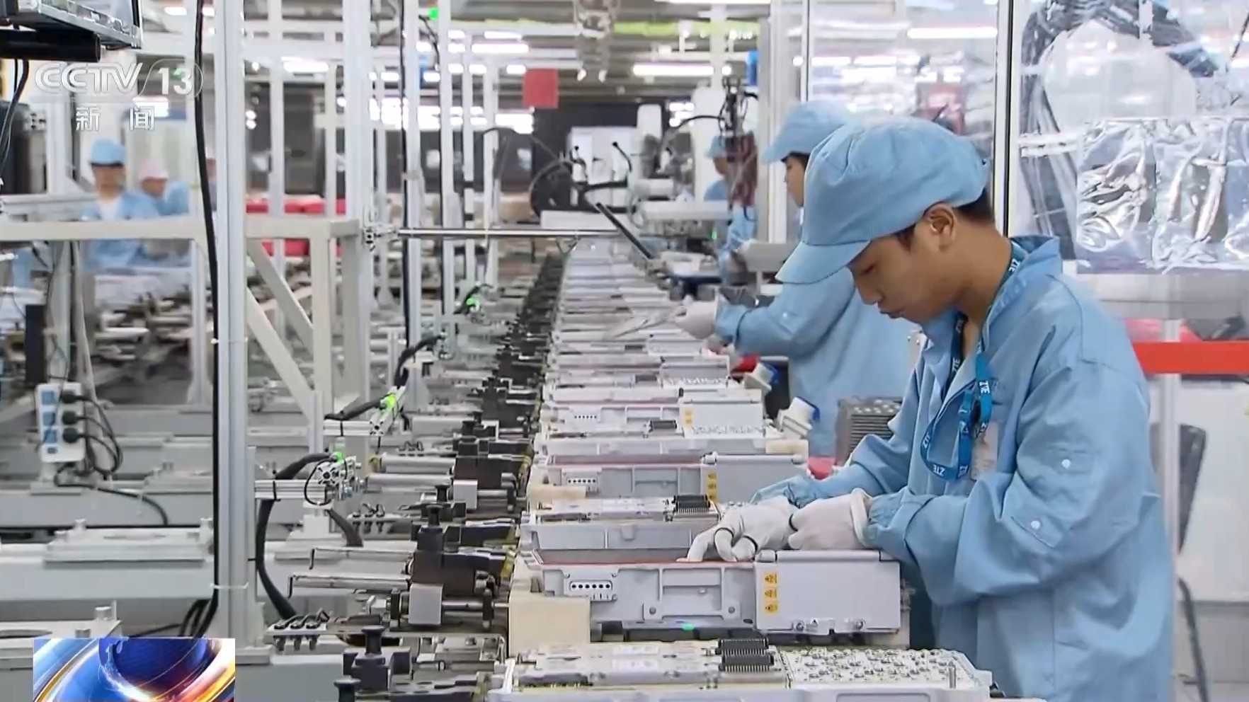 20260227082008-69a153b87a69a.jpg 视频丨无人机群飞行规划员、烧烤料理师……这些新职业带来哪些变化和新机遇?