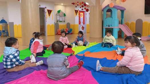 20260227083155-69a1567b9f626.jpg 新职业新风向|零零后育婴师带来育儿新理念