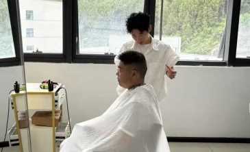 内蒙古科左中旗总工会：免费理发与云端寻岗服务惠及百余名职工网赚项目-副业赚钱-互联网创业-资源整合歪妹网赚