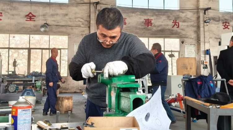 江西省上高县机械行业职业技能竞赛举行网赚项目-副业赚钱-互联网创业-资源整合歪妹网赚