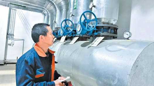 跨区协作破季节壁垒，张北司炉工解锁“冬夏双薪”网赚项目-副业赚钱-互联网创业-资源整合歪妹网赚