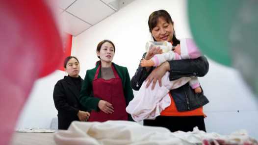 13名高技能“沪上管家”结业即签约网赚项目-副业赚钱-互联网创业-资源整合歪妹网赚